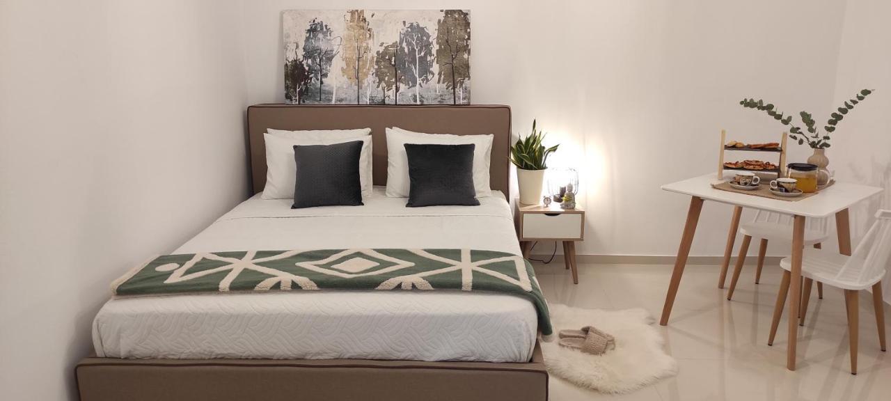 Ezith Luxury Apartments Heraklion  ภายนอก รูปภาพ